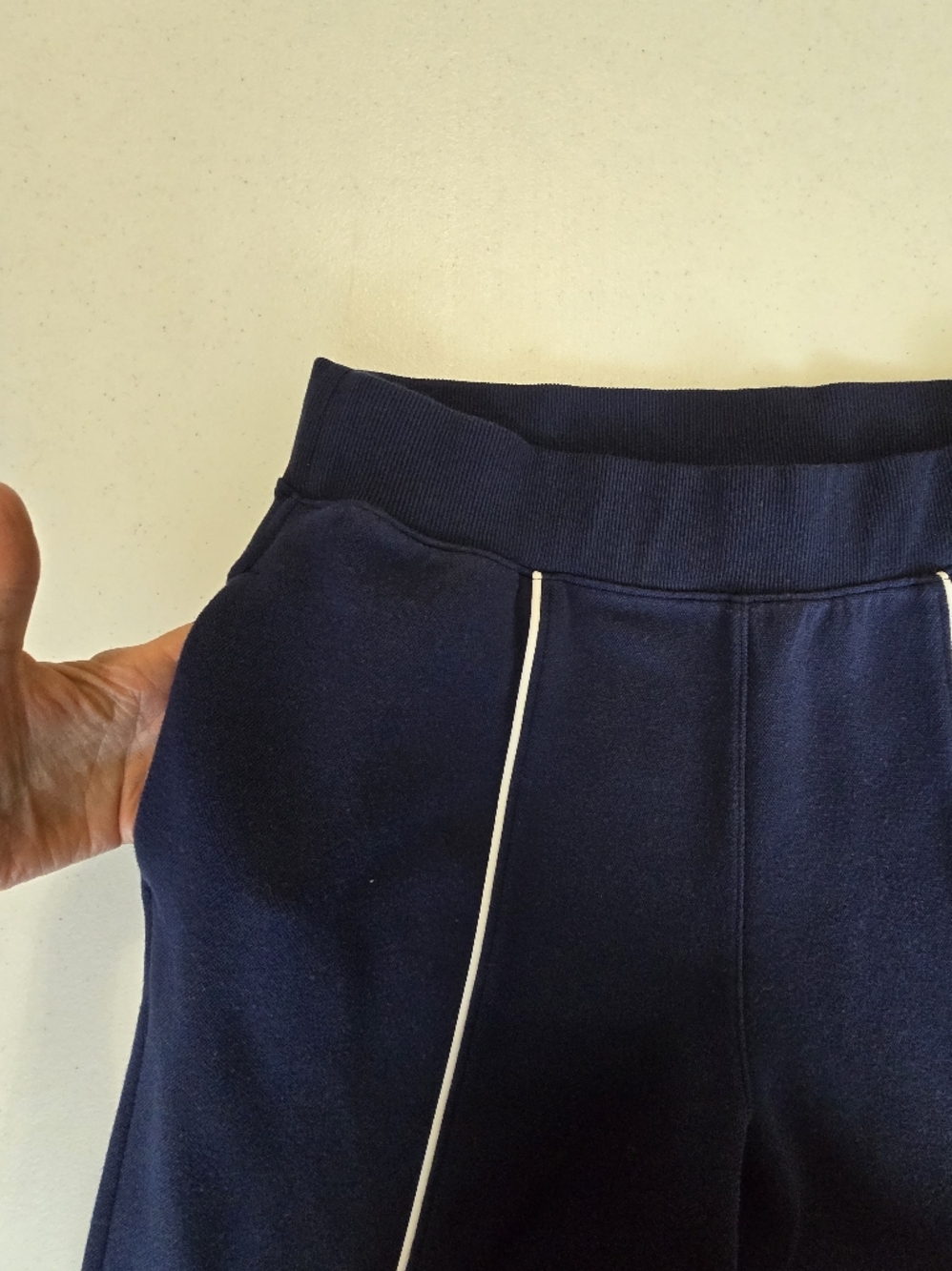 Spanx AirEssentials Front Stripe Wide Leg Pant Navy Women's Large Athleisure - Picture 8 of 9